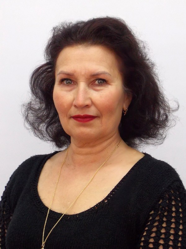 Латина Людмила Александровна.